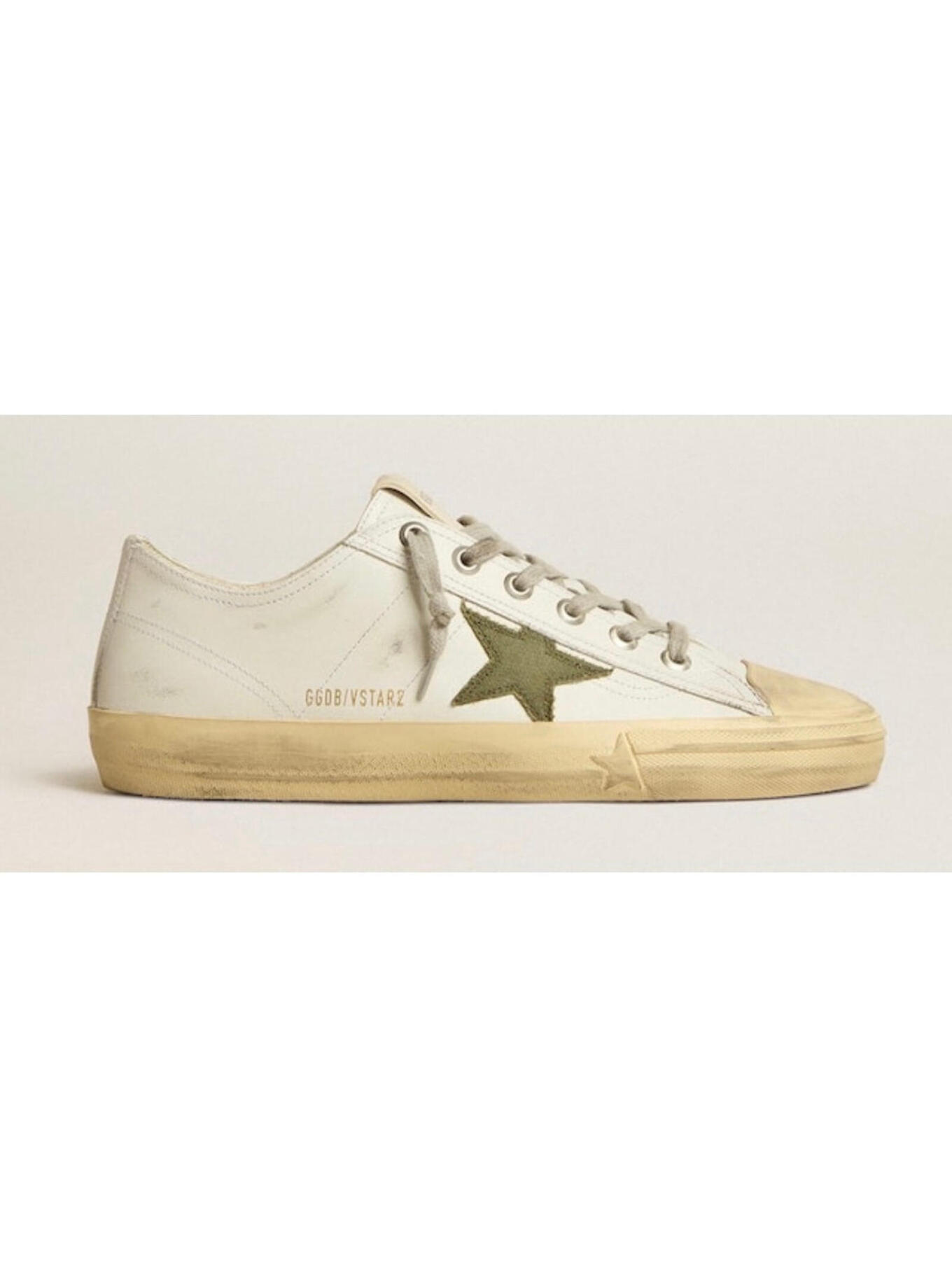 Golden Goose V Star 2 Sneakers(Please Request Your Size Before Purchasing)